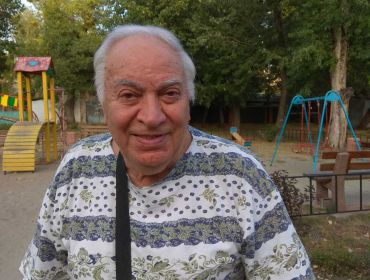 Поздоровлення з Днем народження найстаршого члена грецької громади м. Києва Ілліаса Хачиакіса  (Іллю Пантелійовича Хачика)